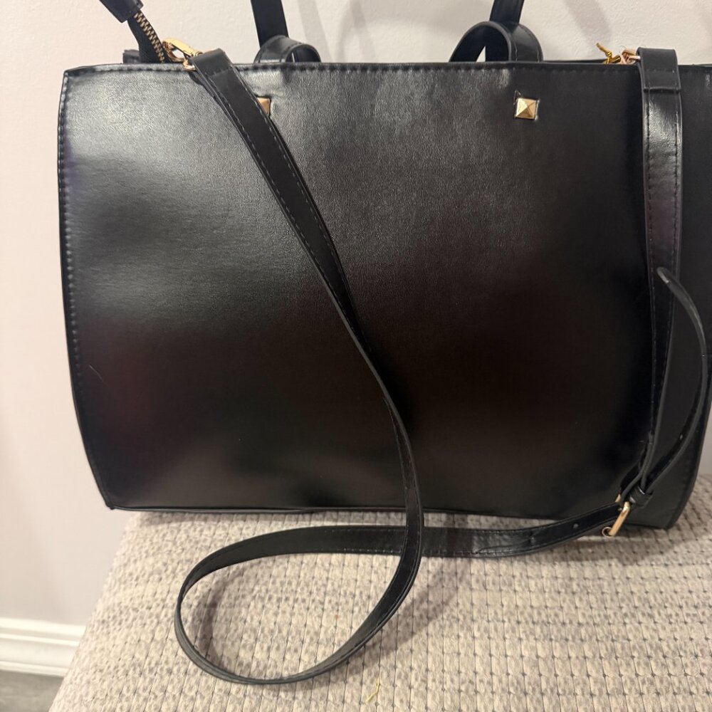 BeBe Tote - Picture 2 of 3